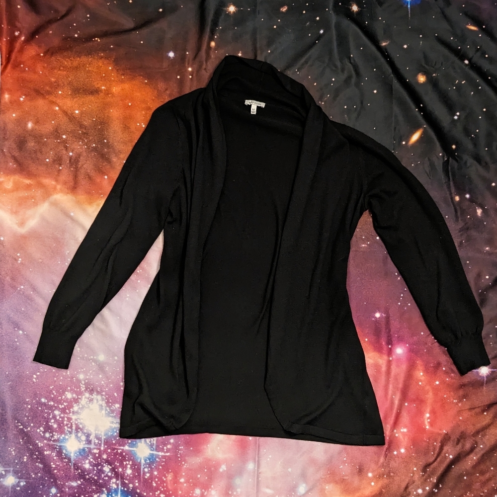 🖤 Black Ella Moss Cardigan Size Medium